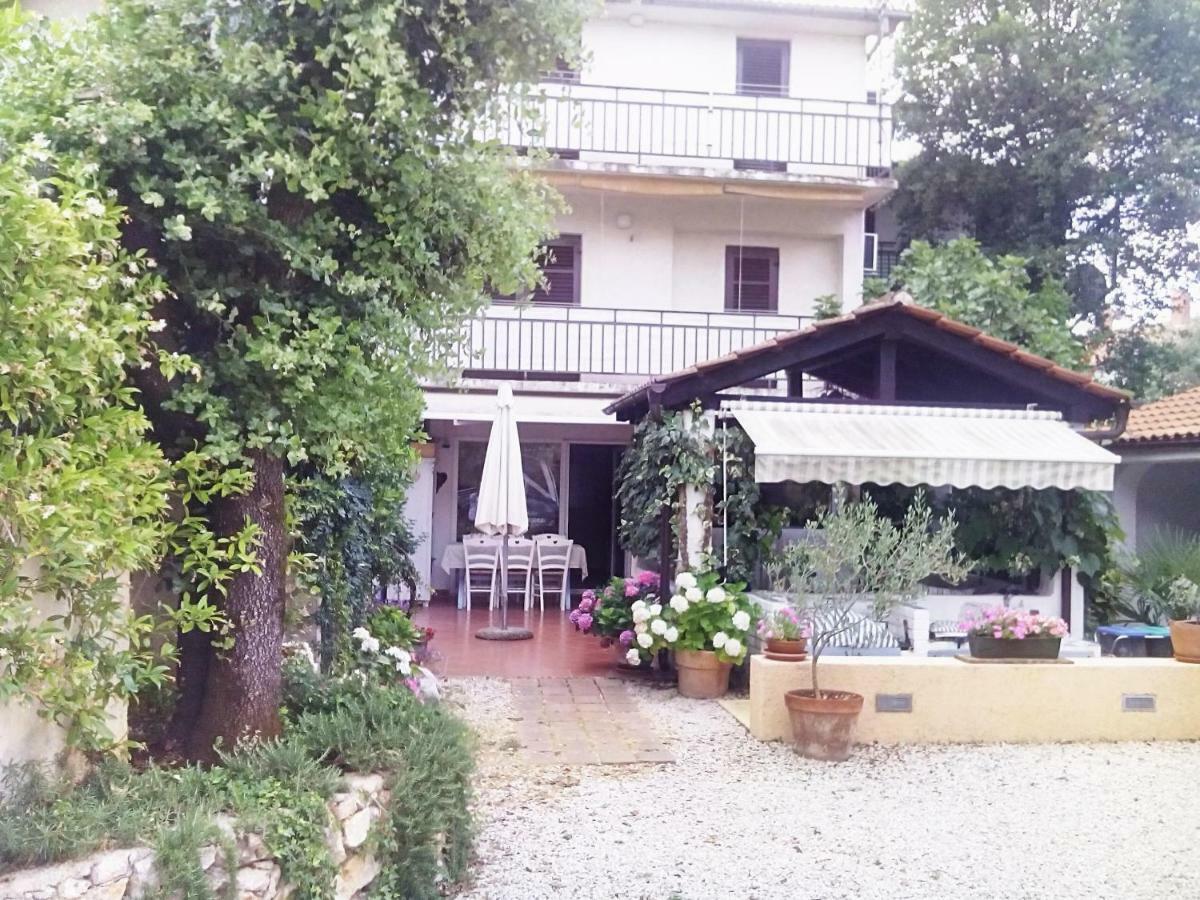 Apartments Gogsy Malinska Zewnętrze zdjęcie
